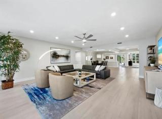 Longboat Key Luxury Bayfront 3 Bed Residence - 3