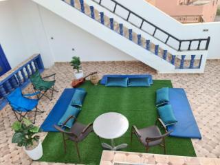 blue door imsouane - 2