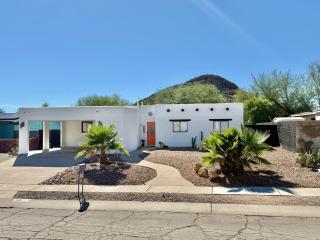 Putt & Pool Paradise - 9