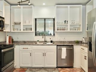 Putt & Pool Paradise - 3