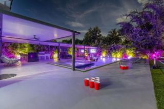 Luxury Villa Solara w Heated Pool Hot Tub BBQ - 8