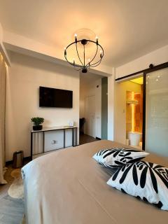 Greg Rooms - 9