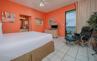 Phoenix VI 61401 condo - 3