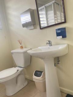 Hostal Like Home - 4