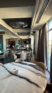 Hotel-Style Studio with City View, Bar, Restaurant, Casino & Room Service - 5