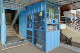 Hotel O SLV BOARDING & LODGING - 9