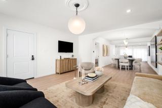 2-Home Property with Pool, Spa & Parking, Sleeps 17 - 7