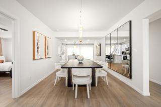 2-Home Property with Pool, Spa & Parking, Sleeps 17 - 2