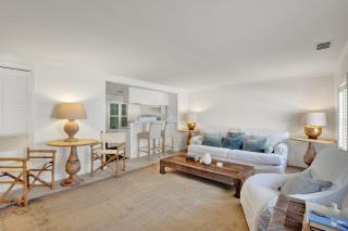 Elsewhere on Madison Square Carriage House - 5