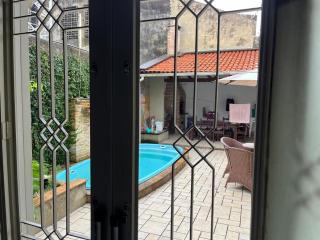 House with electric fence, alarm - 7