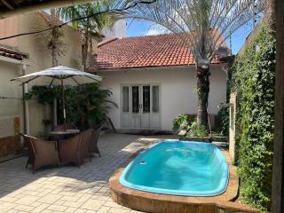 House with electric fence, alarm - 4