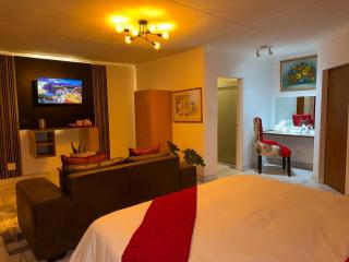 Buona Notte Suites in Linden - 7