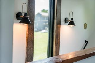 Uprising A pet friendly couples retreat - 9