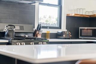 Uprising A pet friendly couples retreat - 2