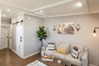 Cozy Villa Stay Gorgeous Views Unit C - 4