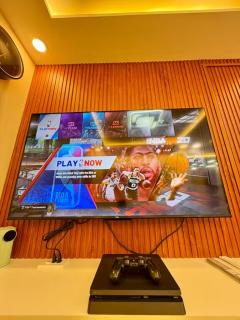 Family Game Night 2BR PS4 Netflix Disney - 4