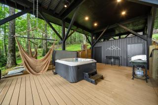 Ascent A-Frame at Calm Ridge Treehouses - 5