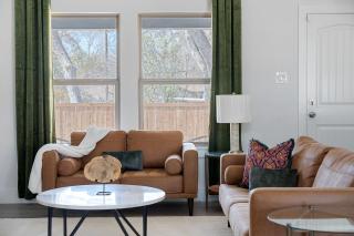 Central Dallas Lovely House - 4