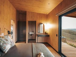 Aviary Hills Luxury Hideaway - 5