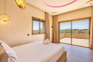 Villa Kamélia 5000m Hammam Piscine Chauffée et Sans Vis à Vis - 2