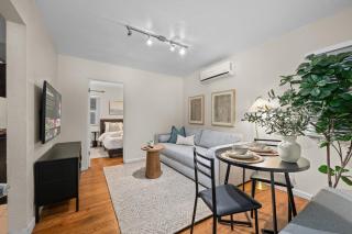 Private Cozy 1BR Near Petco, Downtown & Zoo - 0