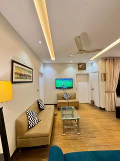 Staycation Homes- 3 Bedroom upper portion villa - Families only - 7
