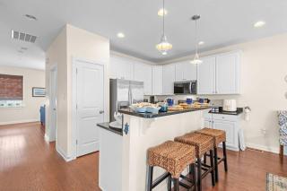 Broad Marsh 110E Family townhome - 4