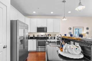 Broad Marsh 110E Family townhome - 2