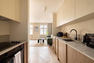 Hausd - St James's - 4