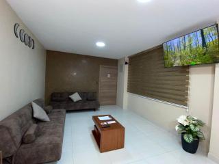 Apartment 4 in the center - 2 Bedroom 1 Bath - Baños - 2