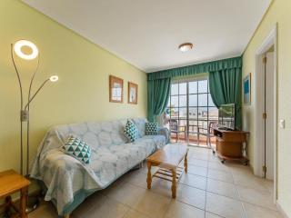 Apartment with garden views in El Médano - 1