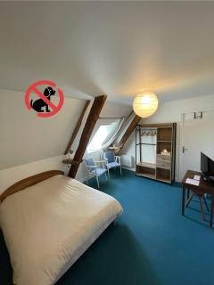 Ferme fortifiée d Enguenard - 8