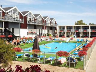 8 person holiday home in Glesborg - 8