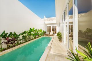 Sira Rosa Villa 2BR with Rooftop Oasis - 2