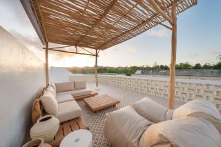 Sira Rosa Villa 2BR with Rooftop Oasis - 9