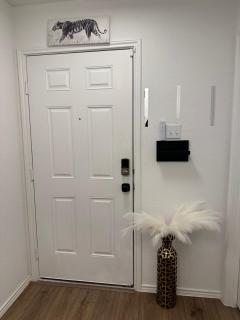 Cozy Stay with Pool Relax with Easy Access to Highway - 7