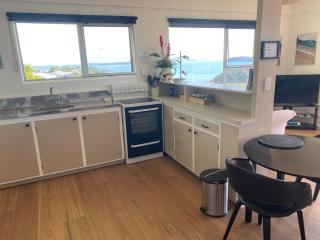 Panorama Heights Apartment - 5