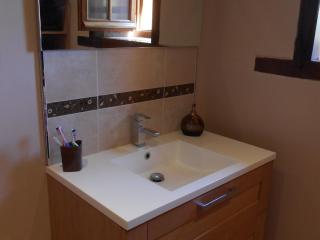 Maison de Caractère Rénovée avec Jardin, Terrasse, et Proche du Château Guillaume - FR-1-591-131 - 7