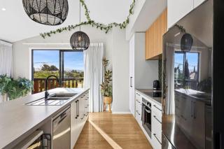 Great Taste on Courtney - 7