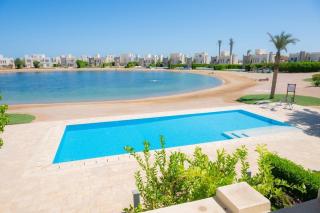 Nayah Stays, Joubal Lagoons Terrace - 8