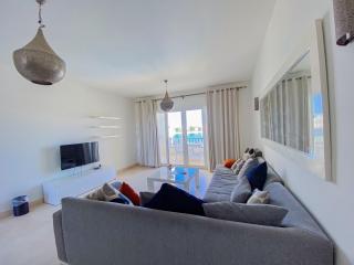 Nayah Stays, Joubal Lagoons Terrace - 5