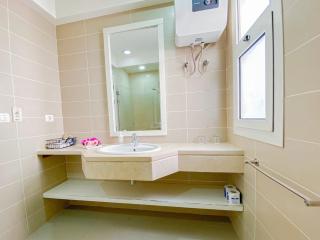 Nayah Stays, Joubal Lagoons Terrace - 3