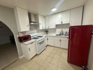 Desert Oasis Retreat in Barstow - 4