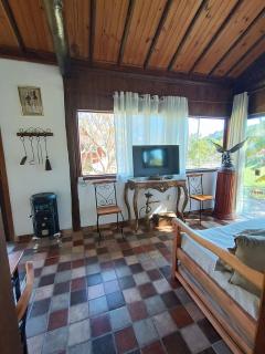 Casa da cachoeira na serra - 4