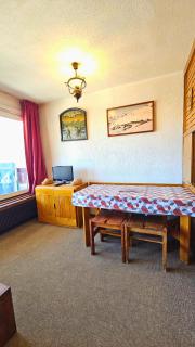 Les Neves Studio By Alpstays - 1