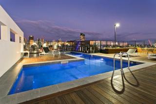 Stylish 2BR Apartment in SODA City Views Parking - 3