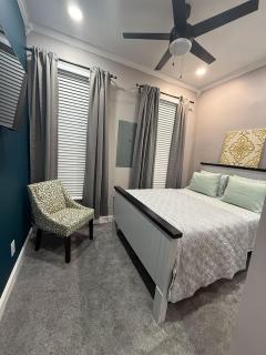 Cozy Condo Near Portsmouth Naval - 4