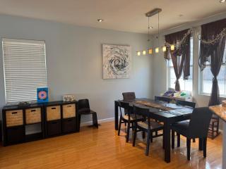 Comfortable Private Room Shared Bath Mins to SF - 9