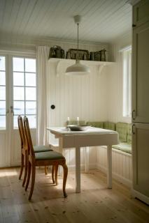 Archipelago Cottage With Private Pier Near Vaxholm - 9