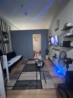 TREES HOMESTAY BY ME at TREES RESIDENCES QUEZON CITY - 3